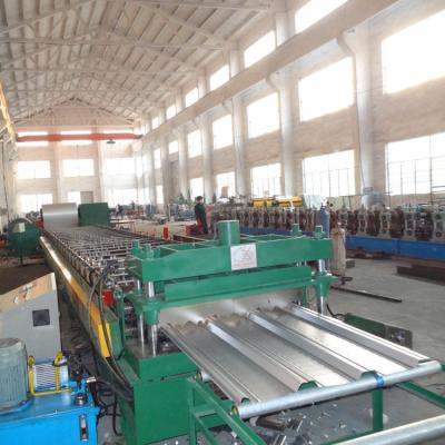 China 0-30m/Min Metal Deck Forming Machine For Building Material Shops for sale