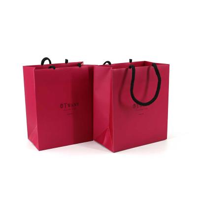 China Handmade Materials Customer Recycled Cosmetic Shopping Paper Bag To Custom Fashionable Paper Gift Bag for sale