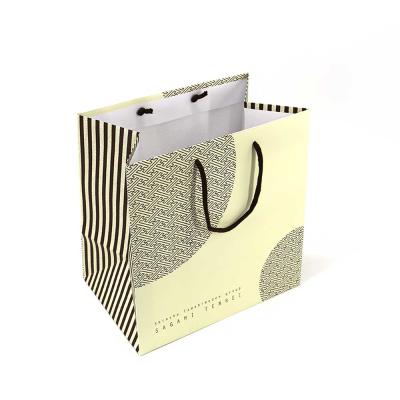 China Eco Friendly Recycled Materials Kraft Paper Custom Restaurant Take Out Food Packaging Paper Bags With Handle for sale