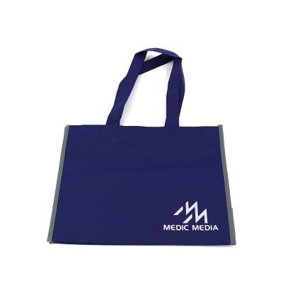 China Recycled Materials Pop Hotsale Nonwoven Bags Customized Retail Gift Carrier Nonwoven Tote Bag Nonwoven Bags for sale