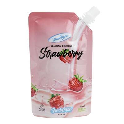 China Custom Baby Juice Doypack Packaging Stawbery Milk Beverage Pouch Liquid Beverage Bag Moisture Proof With Spout for sale