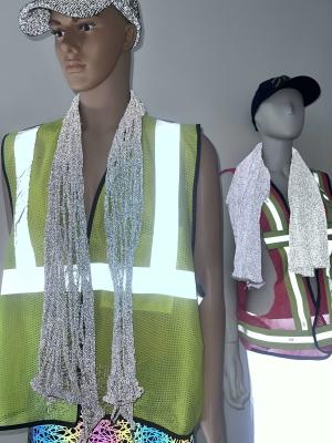 Κίνα Safety Protective Reflective Jacket Reflective Fabric Double Side High Reflective Yarn Reflective Cap προς πώληση