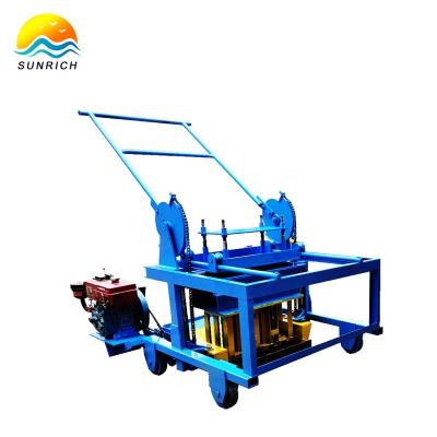 China Buliding Construction Diesel Mobile Concrete Hollow QCM4-30 Block Making Machine Price In Haiti Peru for sale