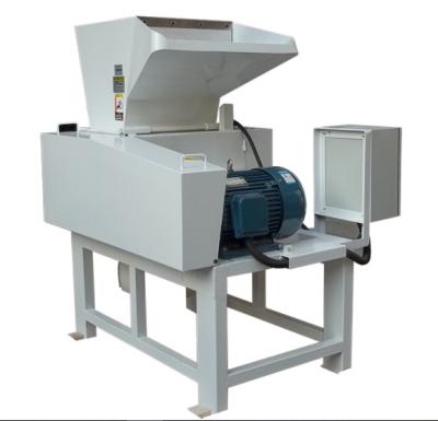 China PVC Plastic Type and Waste Plastic Crusher /grinding machine Hot small wood crusher plastics crushing machine for sale