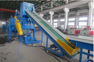 China Industrial PP PE Film Recycling Plastic Washing Machine PP/PE films and bags plastic squeezing dryer for sale