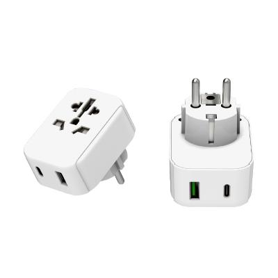 China Safty New Design Travel Plug Adapter Plug European Quick Charging Plug Adapter for sale