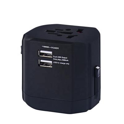 China Safty International Travel Adapter With 2 USB Charger Output Universal Adapter 2500mA UK EU USA AUS for sale