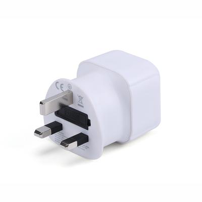 China Google Assitance Ordered Type E/F Plug To UK Plug With Metal 3 Pin Travel Adapter BS8546 IEC60884 for sale