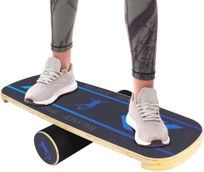 China Body Balance Trainer for Skateboarding, Surfing, Skiing, Fitness and Exercise Wooden Balance Board Trainer with Roller for sale