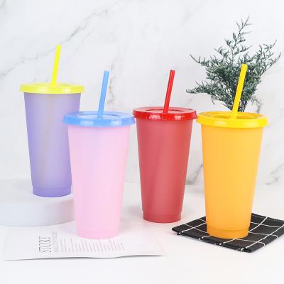 China 700ml 750ml 22oz 24oz Straw Viable Cup With Lid With Logo Reusable Plastic Matte Christmas Coffee Mug Tumbler Cup for sale