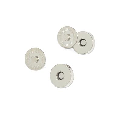 China Nickel Free Ready To Ship White Spot Luggage Bag Hardware Accessories Magnetic Lock Diameter 18MM Magnetic Click Button Spot for sale