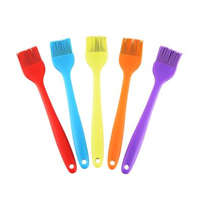 China Easily Cleaned BBQ Grill Brush Kitchen Cooking Silicone Oil Color Brush With Silicone Handle for sale