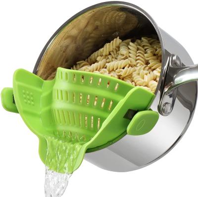 China Sustainable Universal Clip On Hands Free Silicone Colander Pot Strainer Kitchen Gadgets for sale