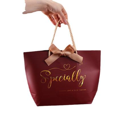 China New Recyclable European Style Wedding Paper Bag Return Gift Bag Wedding Candy Box Bag for sale