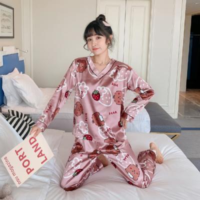 China Sale Factory Price QUICK DRY Hot Spring and Autumn Ladies Silk Trimming Pajamas for sale