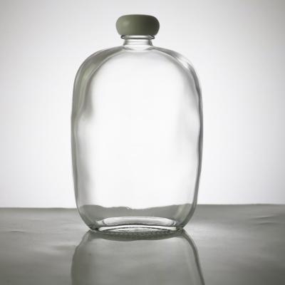 China Food Storage 100ml250ml Mini Screw Top Sake Empty Glass Alcohol Bottles for sale