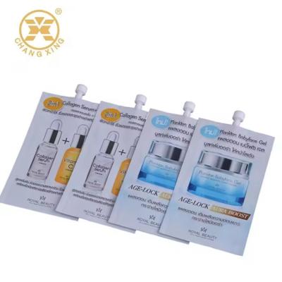 Chine Gravure VMPET Sacs en plastique de qualité cosmétique avec bec pour les soins de la peau Crème lotion pour les mains Savon pour les soins solaires Sacs d'emballage à vendre