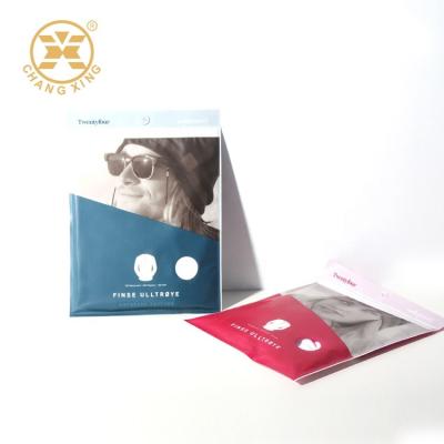 China 100 Mikrometer PET Matte Small Zipper Plastics CPP Polytaschen-für das Kleidungs-Verpacken zu verkaufen