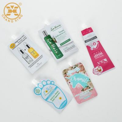 China Kunststoffausgekleideter Papierkosmetiktasche-Aluminiumfolie-Beutel-Verpackenlotions-Beispielkissen zu verkaufen