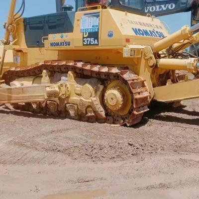 China Used KOMATS D375A Bulldozer with 23m3 Dozing Capacity and 72000 KG Machine Weight for sale