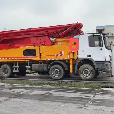 Cina 37M Camione pompa calcestruzzo con telaio Benzz Vol HOWO Camione tipper 25t 40t 6x4 8x4 Tipo in vendita