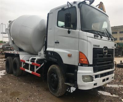 China Used HINO 700 Concrete Mixer Truck with 24120*9940*17190mm Outline Dimension at Affordable for sale