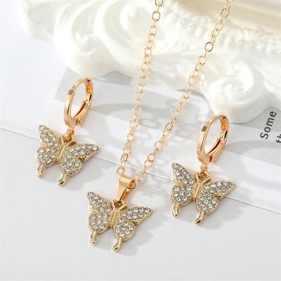 China Wholesale FASHIONABLE Diamond Butterfly Necklace Earrings Gift set women fashion earrings and necklace set for sale