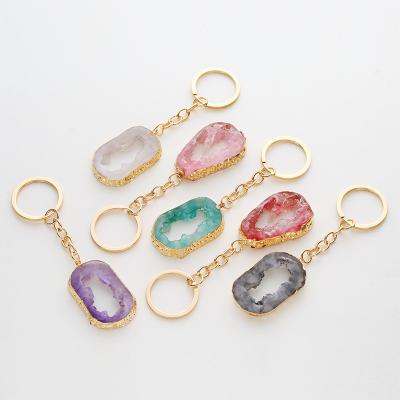 China Main Pendant/Bags; Gift Factory Price Car Key Chains Bags Pendants Fashion Heart Accessory Resin Keychains for sale