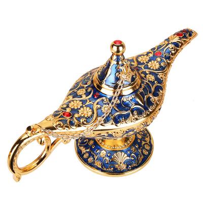 China Metal Aladdin Lamp Crafts Traditional Hollow from Europe Nodric Out of Fairy Tale Wishing Genie Tea Pot Deco Home Decoration for sale