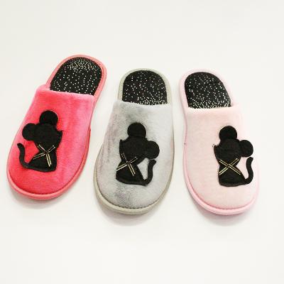 China Fashion Trend Wholesale Home Shoes Custom Logo Bedroom Women Soft Home Winter Warm Indoor Slippers for sale