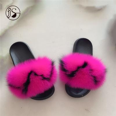 China CUSHIONING 2021 New Design Custom Ladies Sleepers Love Soft Dazzle Fur Slippers Colorful Summer Shoes for sale