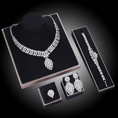 China Factory direct supply religious wedding bridal jewelry setAAAZircon plated platinum necklace4Jewelry earrings set for sale