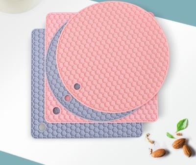 China 18cm Silicone Sustainable Place Mat, Home Decoration Heat Resistant Mat, 6mm Thickness for sale