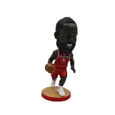 China Creative artificial resin bobblehead 3D statues basketball figure resin flip head for souvenir for sale