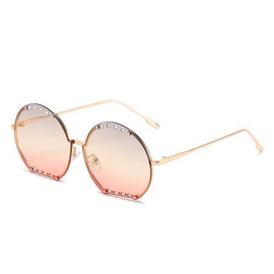 China New Personalized Women's Round Half Frame Sunglasses With Diamonds 2021 for sale