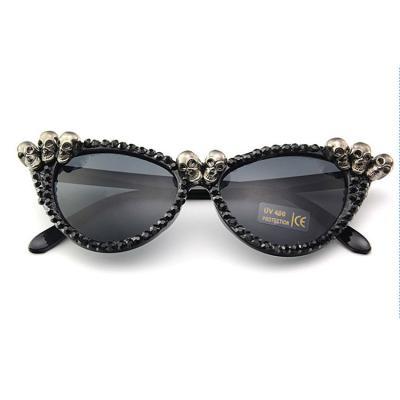 China New Fashion Personalized Cat Eye Party with Diamond Skull Cat Eye Sunglasses 2021 for sale