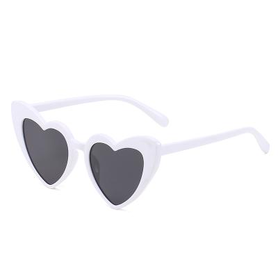 China New 2021 Fashion Parent-children Peach Heart Personalized Heart-shaped Sunglasses for sale