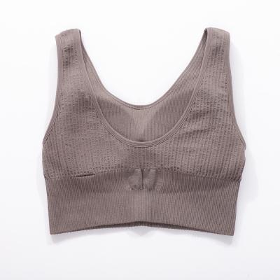 China Wholesale Breathable Comfortable Breathable Quick Dry No Rims No Trace Vest Sports Bra for sale