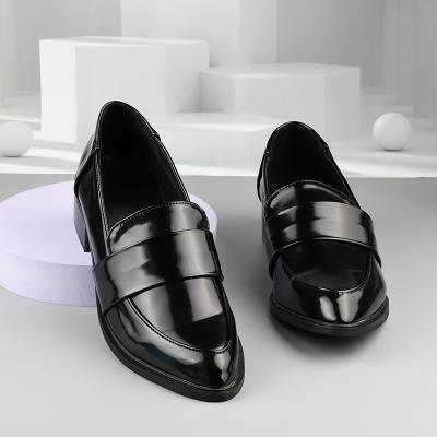 China New Style Waterproof Single Shoes Women Fashion Pointed Small Toe Sandals Low Heels Casual Fashion Black Warm Lazy Shoes for sale