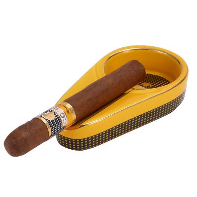 China CLASSIC Portable Ceramic Ashtray Accessories Single Cigar Holder Ashtray For Car Home Office Cigar Ashtray Men Smoking Accessories for sale