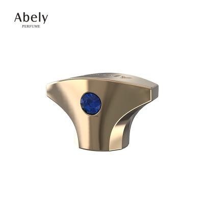 China Non Spill Professional Perfume Makers Aluminum Zinc Alloy Zinc Alloy Gold Silver Gold Spray Cap Black Silver Gold Capsule for sale