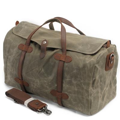 China Custom Logo Waterproof Military Mens Retro Large Capacity Large Duffle Travel Bag for sale