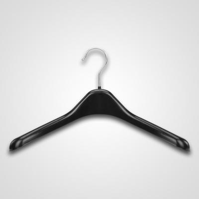 China Hot-selling Luxury Eco-friendly Plastic Coats Standard Suit Clothing Hanger With Hooks for sale