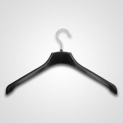 China 2022 Wholesale Hook Wardrobe Equipment Hangers Eco - Friendly Metal Plastic Hangers For Coats for sale