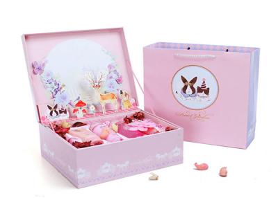 China Rosa EVA-Futter-kundenspezifische Pappschachtel, dekorative Geschenkboxen für Hautpflegeprodukte zu verkaufen