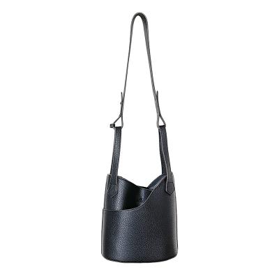 China Lady Spring And Summer Leisure Cross Shoulder Bag PU Bucket Cross - Body Woman Leather Handbag for sale