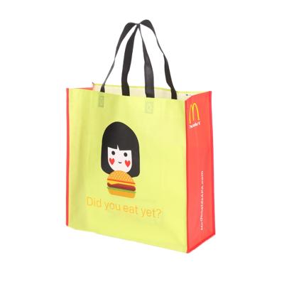 China Eco-friendly fashionable non-woven shopping bag, custom made eco-friendly non-woven laminate carrier bag with custom logos for sale