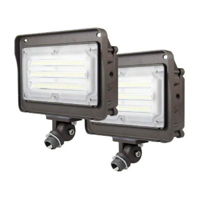 China Landscape Bronze Finish Input AC120-277 U-BRACKET MOUNT 130lm/w High Output IP66 Outdoor Use Led Flood Light Fixture for sale