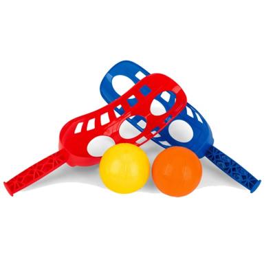 China Set Interactive Plastic Scoop Throwing Sports Toy Kids Indoor Outdoor Activity Sports Racket Game Hook Ball Throwing Toy for sale