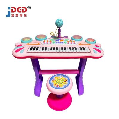 China Toy For Kids With Seat Educational Electronic Musical Instrument Toy 37 Keys Battery Operated Kids Piano Keyboard For Children for sale